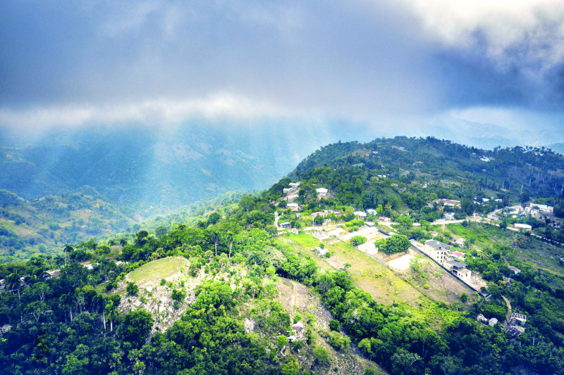 Conferencia del Episcopado pide preservar las cordilleras Central, Septentrional y el agua

🔗listindiario.com/la-republica/2…

#ListínDiario