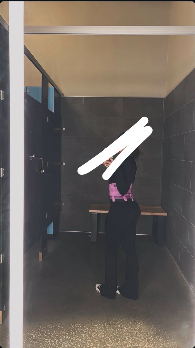 Sour Kitty tweet media