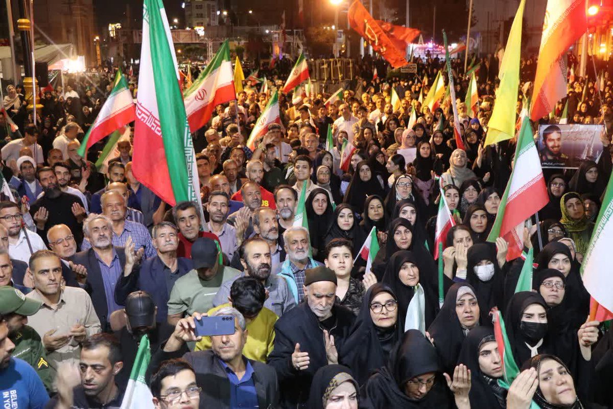ایران امام رضا تا ابد پیروز است.

#ایران_امام_رضا 
#بنده_نواز