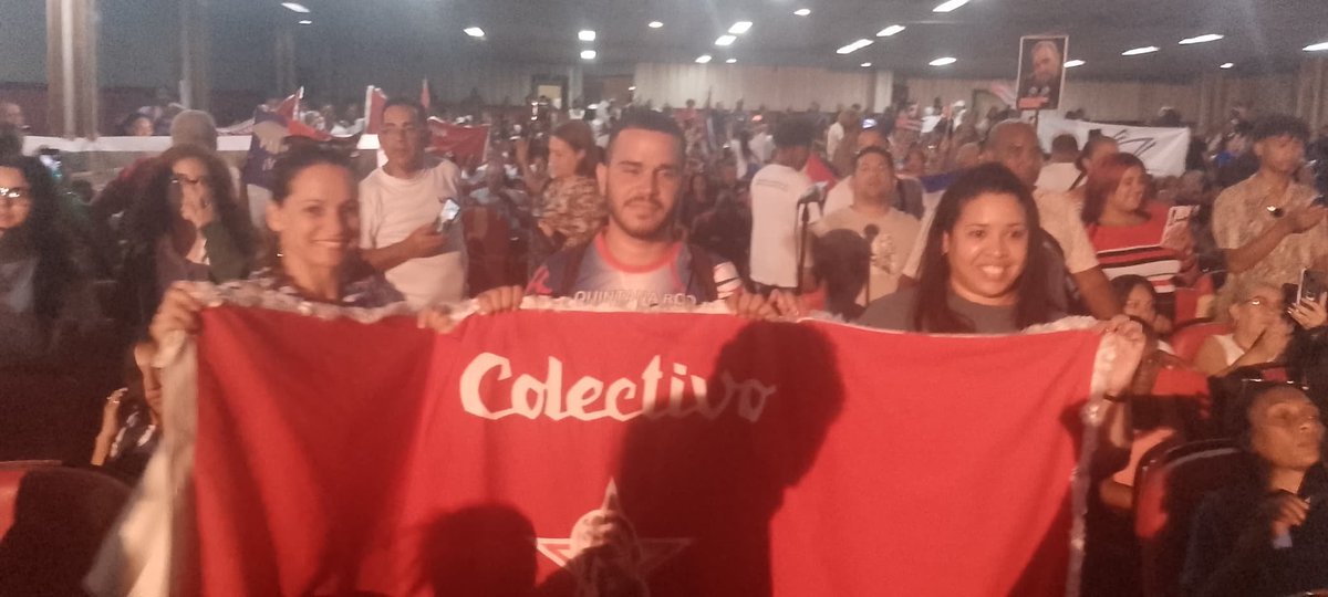 comunic88335724's tweet image. Grancomercial presente en la Plenaria por el 1ro de Mayo . 🇨🇺
#GC
#VivaCubaLibre
#UnidosSomosMasFuertes
#PorCubaJuntosCreamos
#LaPatriaSeDefiende
#NacimosParaVencerYNoParaSerVencidos
#1roDeMayo
#CubaViveYTrabaja
#ComercioCuba
#mincin65años 
#OsdeGi