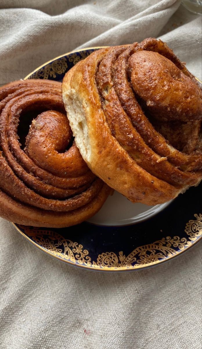 kennoartzzy's tweet image. Foods i saved in my "pretty food" pinterest board when i was scrolling hungry #distraction #food #interactivethread #foodpoll for #edtwt ⋆౨ৎ˚⟡˖ ࣪  5 days long, theme: super random 🩷(⁠◕⁠ᴗ⁠◕⁠✿⁠)

p. 1