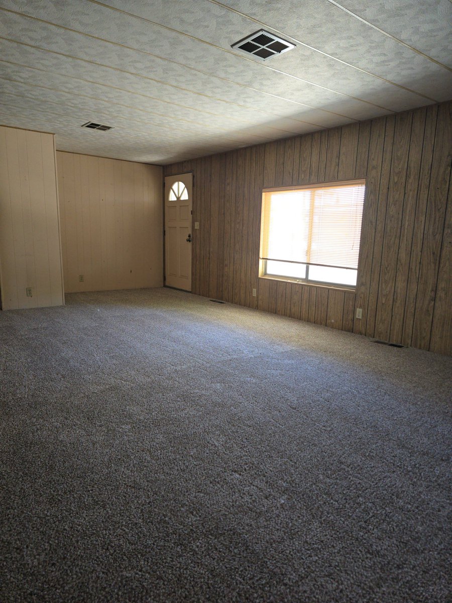 NewHorizonCarpt's tweet image. #carpet #vinyl