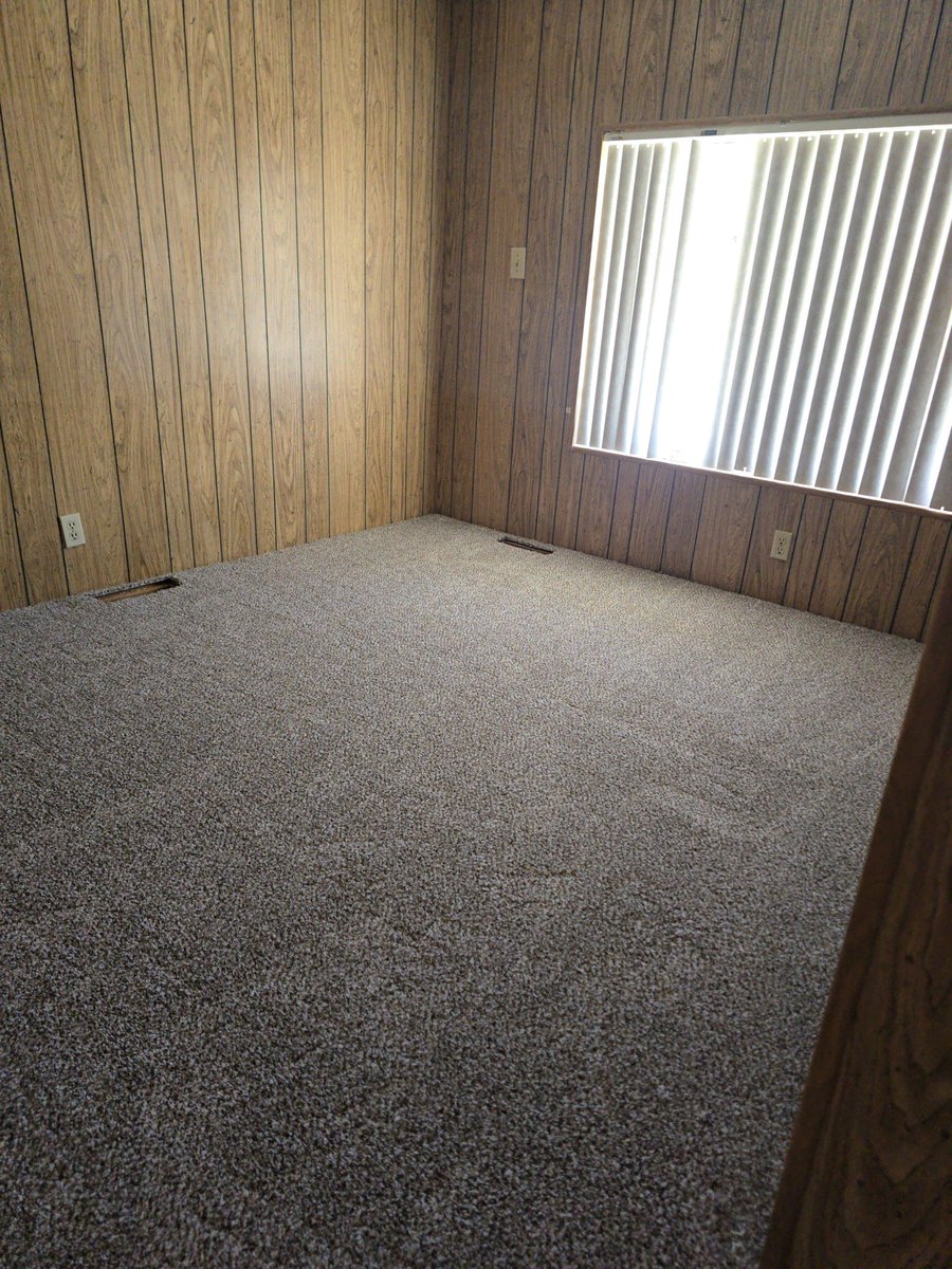NewHorizonCarpt's tweet image. #carpet #vinyl