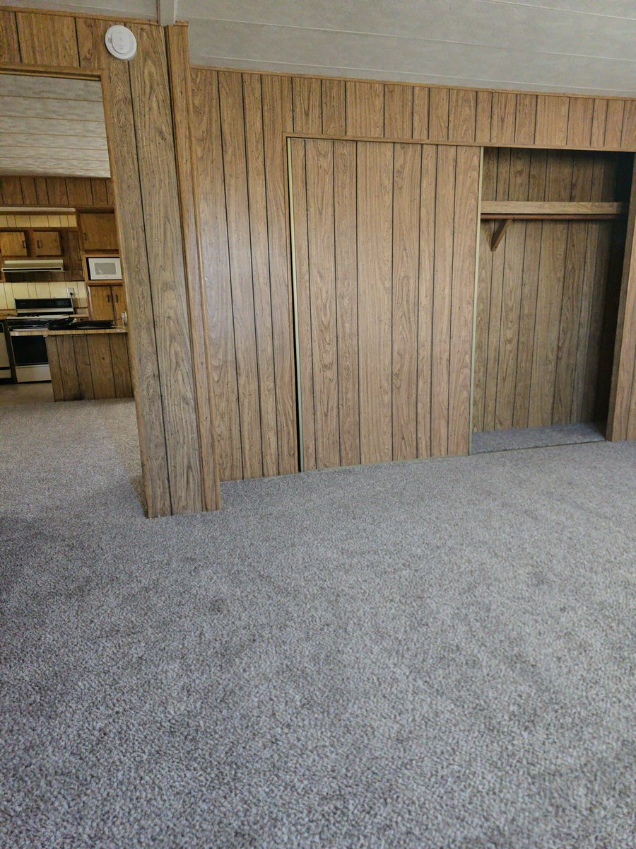 NewHorizonCarpt's tweet image. #carpet #vinyl