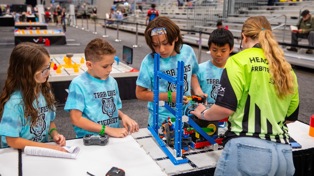 VEX Robotics tweet media