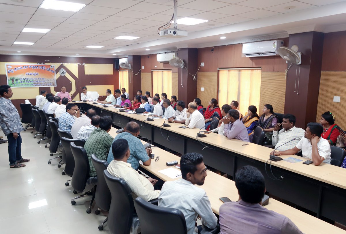 Collector & DM, Jajpur tweet media