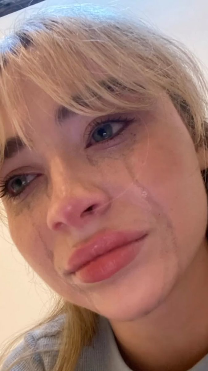 ℒᴏʀᴀʟɪᴇ 𝒞ᴀsᴛᴇʟʟᴀɴ. ’ tweet media