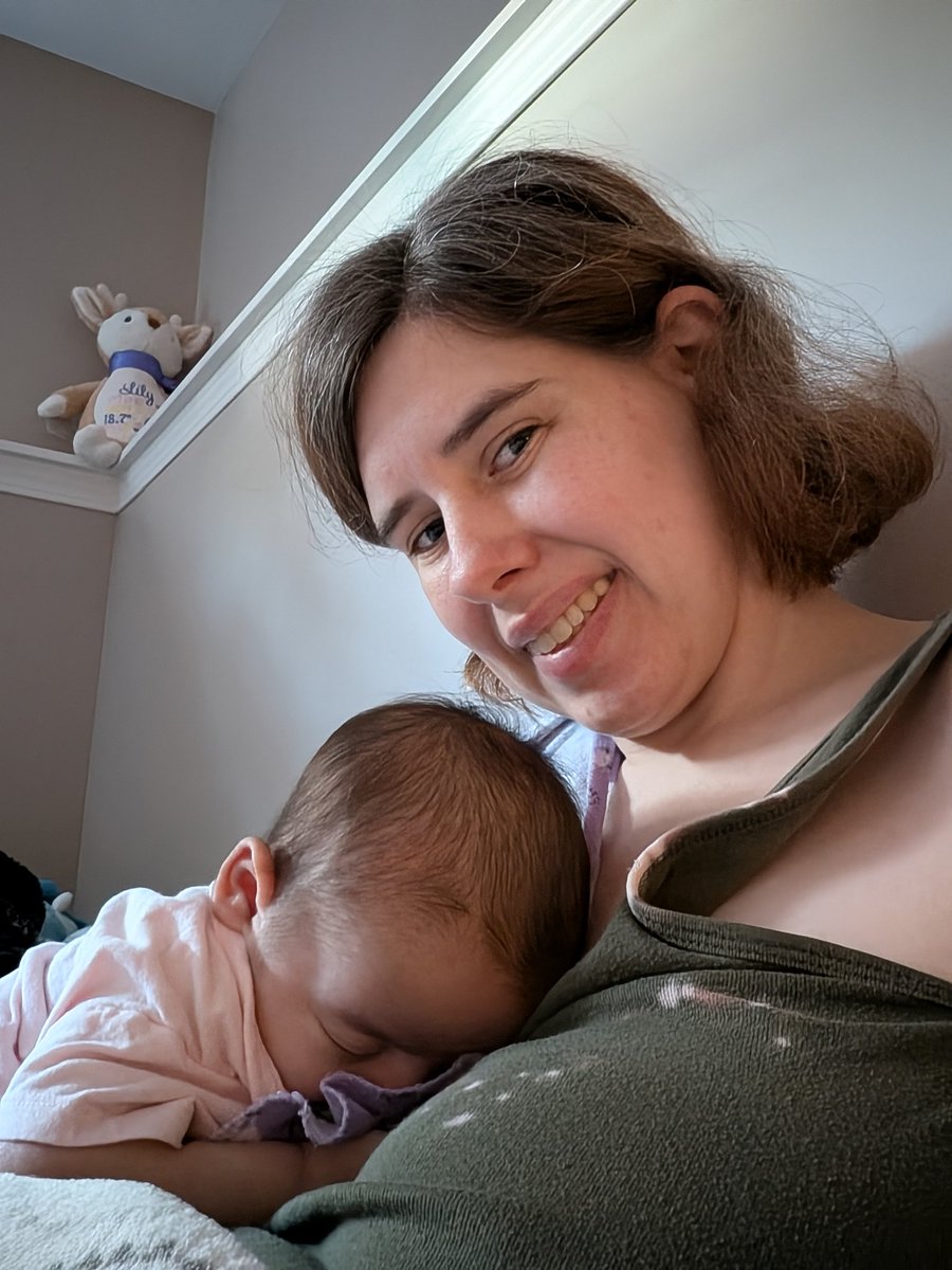 Artsythymetuber's tweet photo. Lily turned 3 months old a few days ago - also, I cut my hair off. 

Sorry this has turned into all baby pics on my part. Haven't had time to draw, sadly, but she's worth it 🥰❤️ https://t.co/W9LXDYceiX
