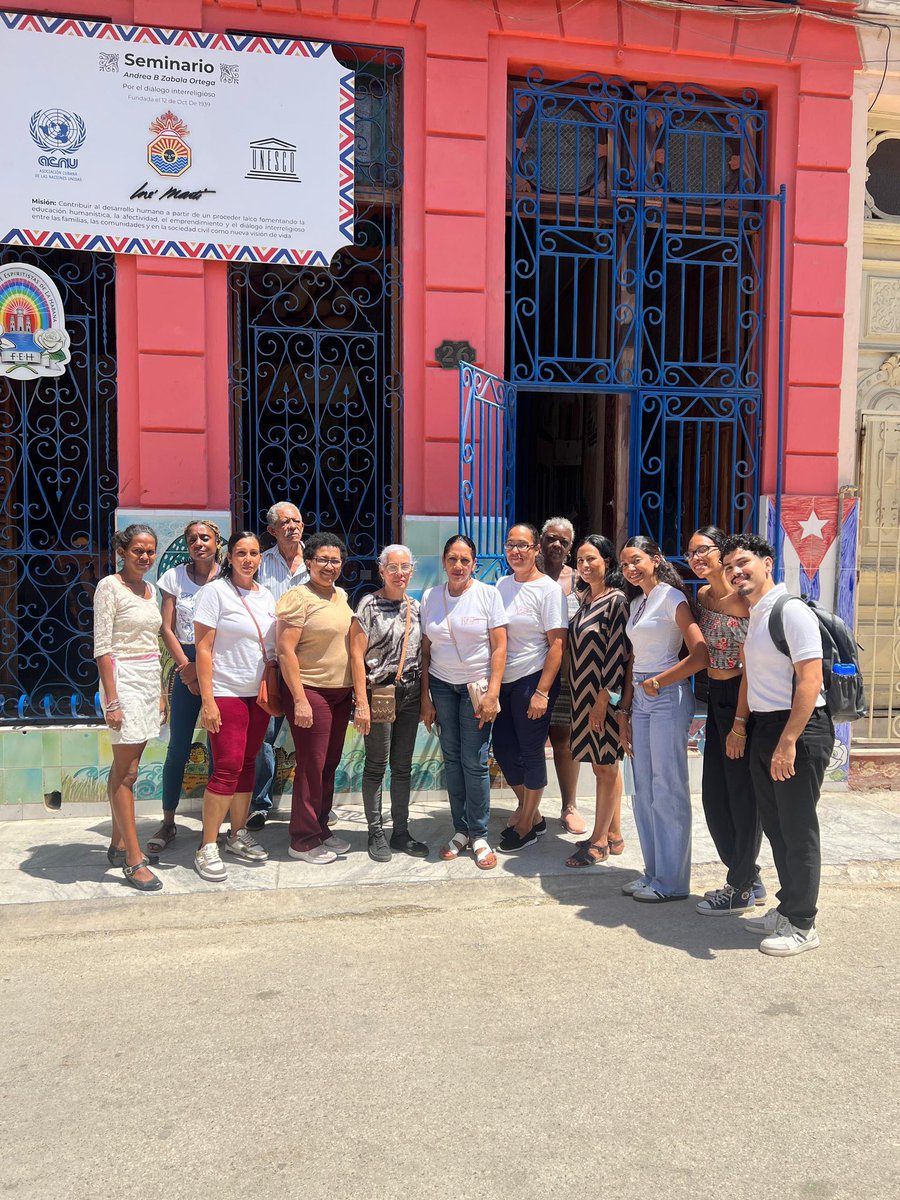 DCorralesponce's tweet image. Hoy los jóvenes y el sindicato del @TSupremoCU ⚖️ acompañamos en su labor social al proyecto @QuisicuabaC. Seguimos aportando por un sociedad unida y solidaria🫂🫂.
@Oscar_CubaTSP
#CTC #1roMayo 
#UJC