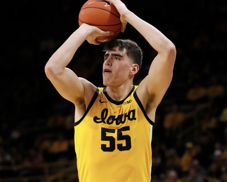 frankgarza57's tweet photo. Thank you @DiscGolfSteak for supporting the Hawkeyes and in particular, Luka. The great State of Iowa and IC is our ‘field of dreams’.

Your support matters to Hawkeye athletes and is what separates Iowa City from every other University community. 
Go Hawks! Go Celtics! 
💛🖤💚🍀🦚