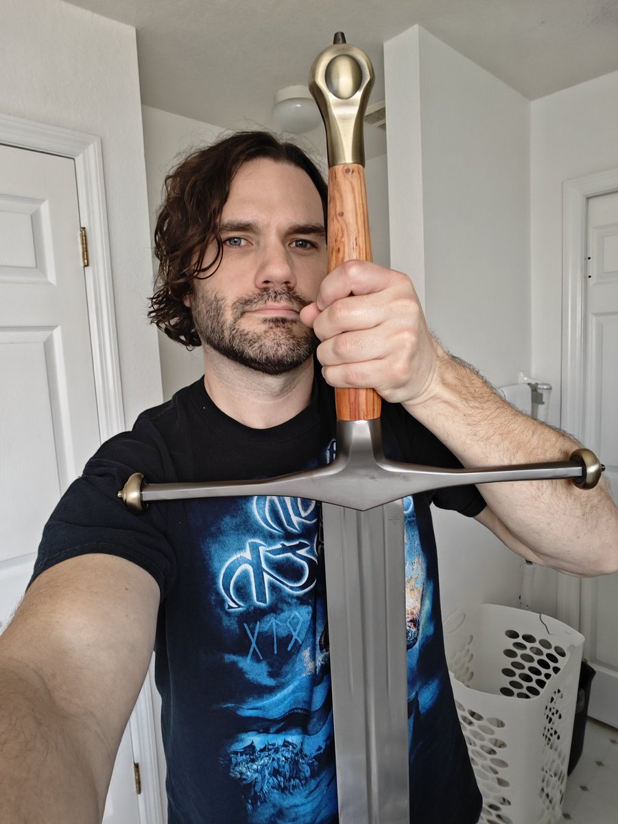 Evening Sword tweet media