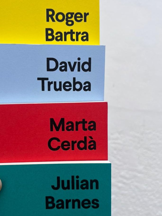 LibreriaGP's tweet photo. En la Librería Grañén Porrúa 📚 buscamos que cada visita sea una sorpresa para quienes vienen a ver, y para quienes ya saben qué vienen buscando.
Por ejemplo: ¿sabías que la Colección “Nuevos cuadernos" de @AnagramaEd_mx  se compone de 111 títulos? ¿Cuál de ellos quisieras leer? https://t.co/QdULz2Jz19