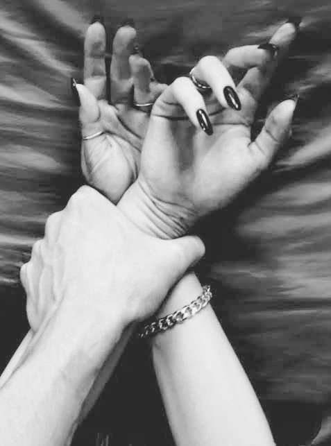 SeductiveMuse 🍷😈💋 tweet media