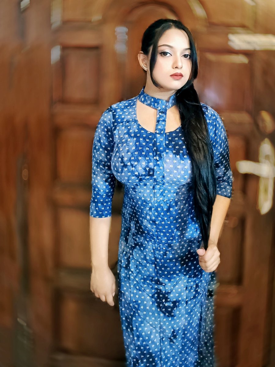 ArishaOishy's tweet image. #designthinking #Design #Designers #DesignYourDreamgirl #Creator #Creatives #dresses #DressToImpress #cloth #art #ArtistOnTwitter #artwork #fashionstyle #FashionDreamer #styleideas #style #diy #doityourself #photooftheday #outfitoftheday #outfit #colorful #ColouredGirl #makeup