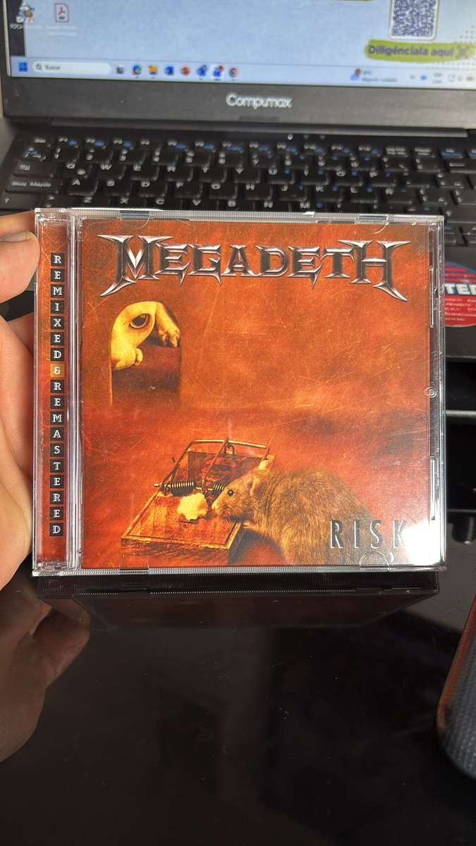 A33REVOLUCIONES's tweet image. Algunas canciones son buenas
#Risk @Megadeth