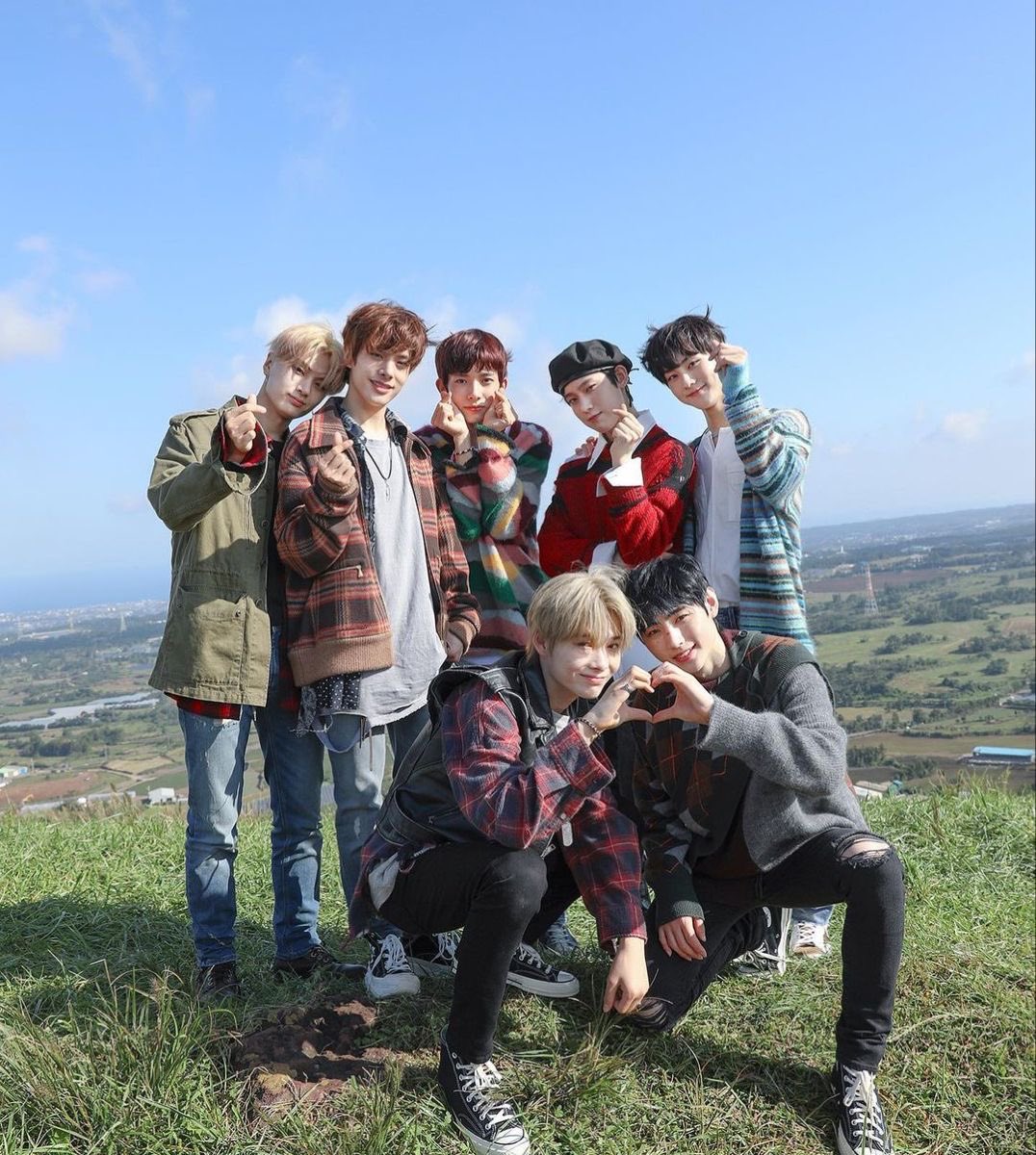 valu ⭐️🐥 ENHYPEN IS 7 tweet media