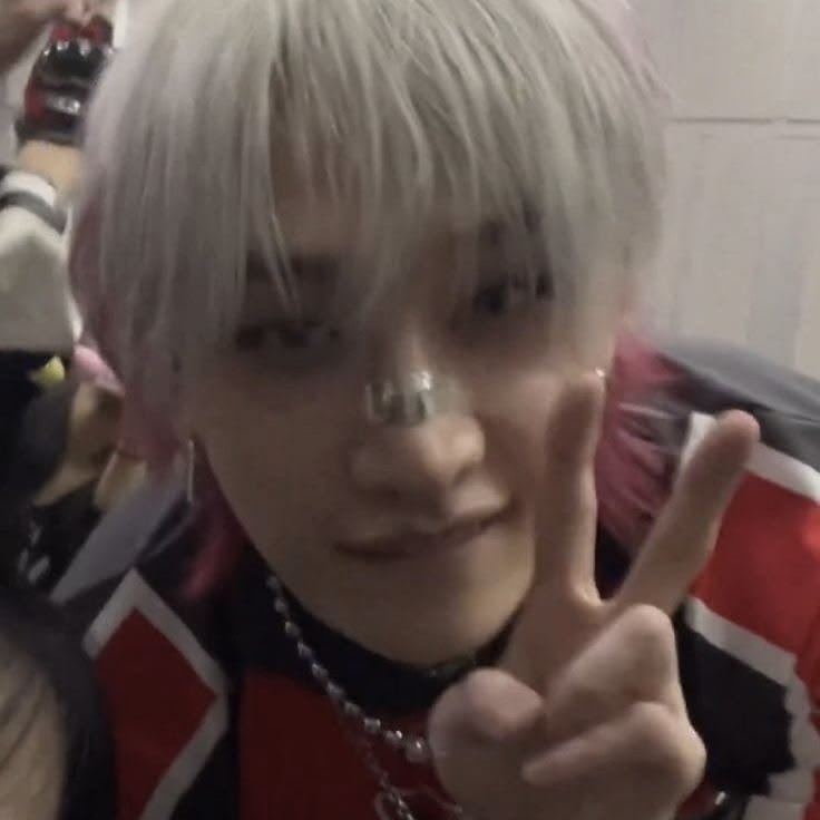 ▸ 𝙋𝙡𝙖𝙮 .ᐟ 𝘮𝘪𝘤𝘩𝘪。🐈 tweet media