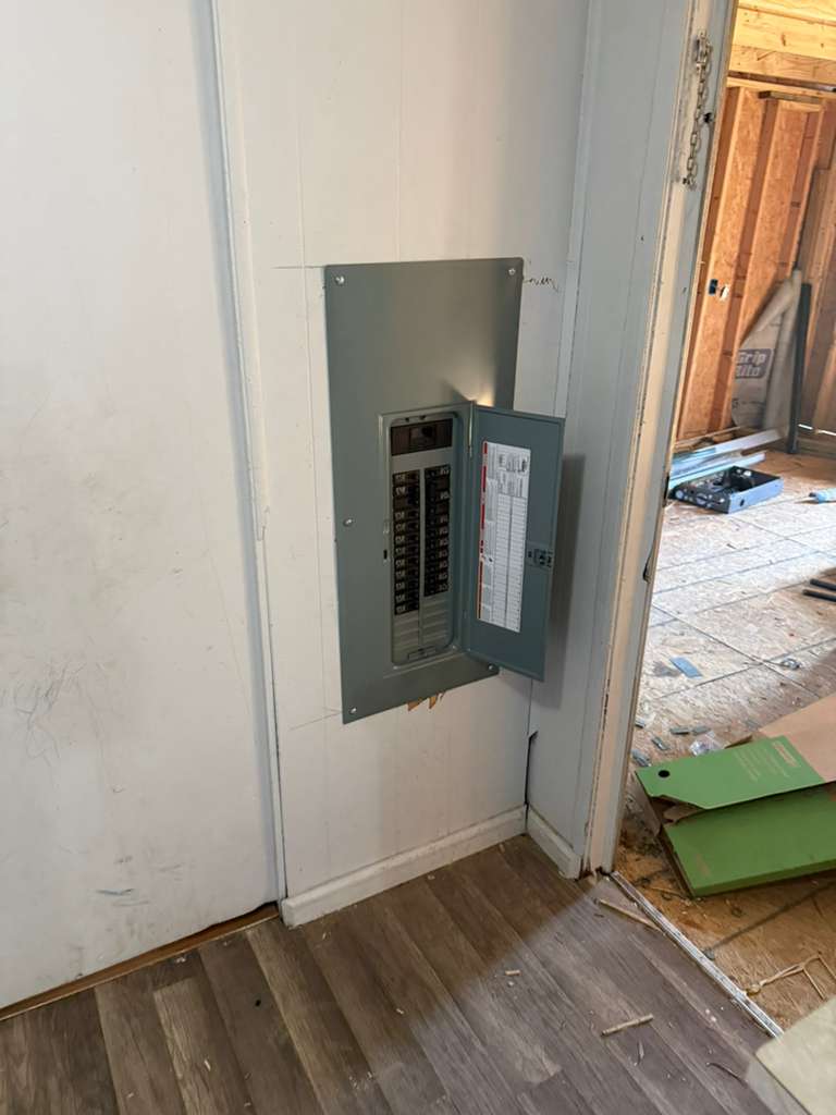 LlcPadilla6244's tweet image. Need a new electrical panel? ⚡🔌
Get reliable panel installation and replacement with Electric Padilla LLC. We provide high-quality service for your home or business.
📞 Call us now at 225-209-4889!
#ElectricalServices #PanelInstallation #Electrician #HomeUpgrades