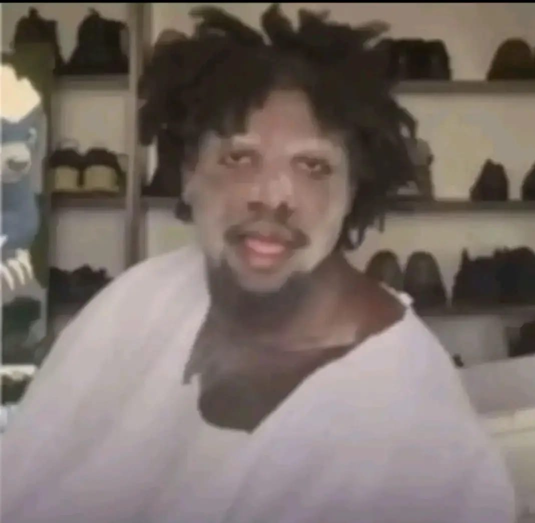 Lily Allen tweet media