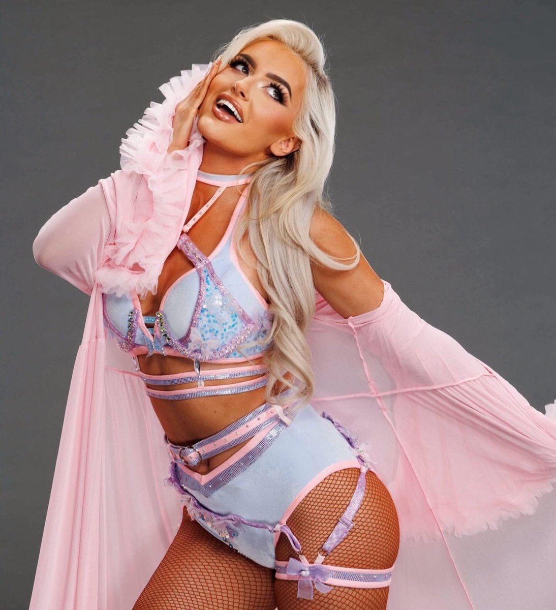 Hourly Blake Monroe tweet media