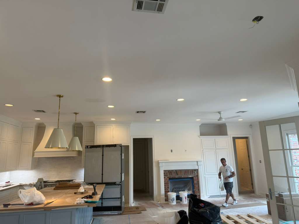 LlcPadilla6244's tweet image. Need a lighting upgrade? 💡✨
Electric Padilla specializes in professional lighting system installations for your home or business.
📞 Get in touch today at 225-209-4889 for a consultation!
#LightingSystems #Electricians #BrightSpaces