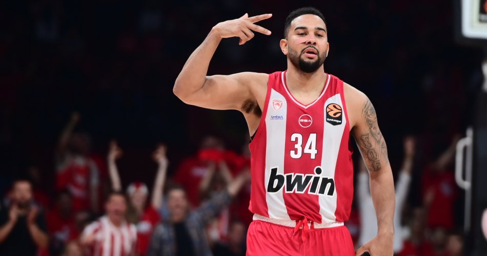 eurohoopsGR's tweet image. 🗣 "𝝜𝝩𝝖𝝢 𝝚𝝟𝝥𝝠𝝜𝝟𝝩𝝞𝝟𝝤𝝞 𝝙𝝚𝝢 𝝡𝝥𝝤𝝦𝝤𝝪𝝨𝝖 𝝢𝝖 𝝖𝝟𝝤𝝪𝝨𝝮 𝝤𝝪𝝩𝝚 𝝩𝝤𝝢 𝝚𝝖𝝪𝝩𝝤 𝝡𝝤𝝪"

🔥 Season-high ο #CoryJoseph στο 1ο του ματς στα @EuroLeague #Playoffs &amp;amp; μιλώντας στο #Eurohoops αποθέωσε τους οπαδούς του @Olympiacos_BC🎥

🔗shortlink.uk/1tUtl