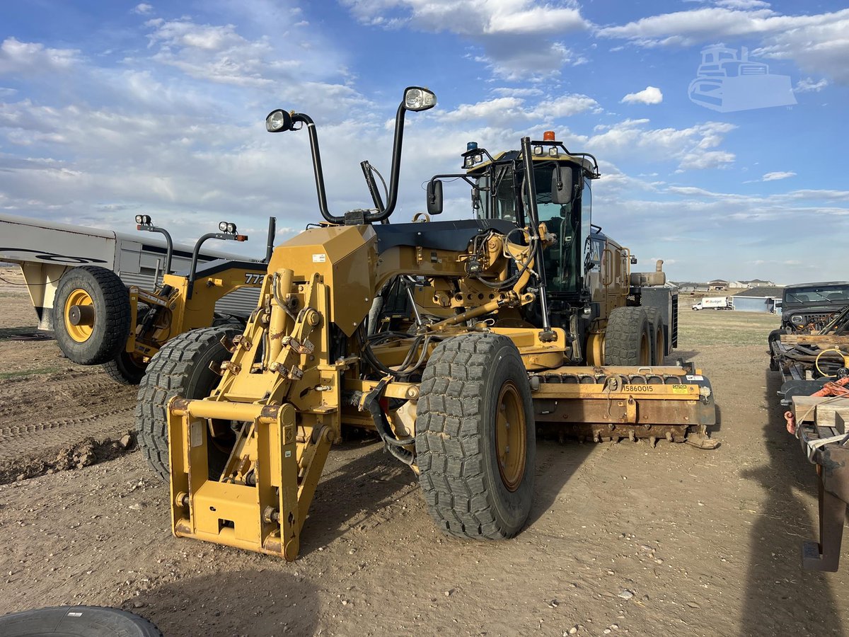 machinerytrader's tweet image. 🚧 2011 CATERPILLAR 160M2 Motor Grader FOR SALE! ✨

View the motor grader here ➡️ ow.ly/iaMp50YRlsW

⏱️ 11,669 hours
📏 12’6” cutting width

#Caterpillar #MotorGraders #MachineryTrader #HeavyEquipment