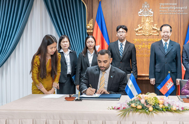 Canal4Ni's tweet photo. Nicaragua firma acuerdos de cooperación y consultas políticas con Camboya 
#nicaragua #noticias
Más información 🌐👉
https://t.co/9O1Kzg9Gt7 https://t.co/6S9c0vn5bQ