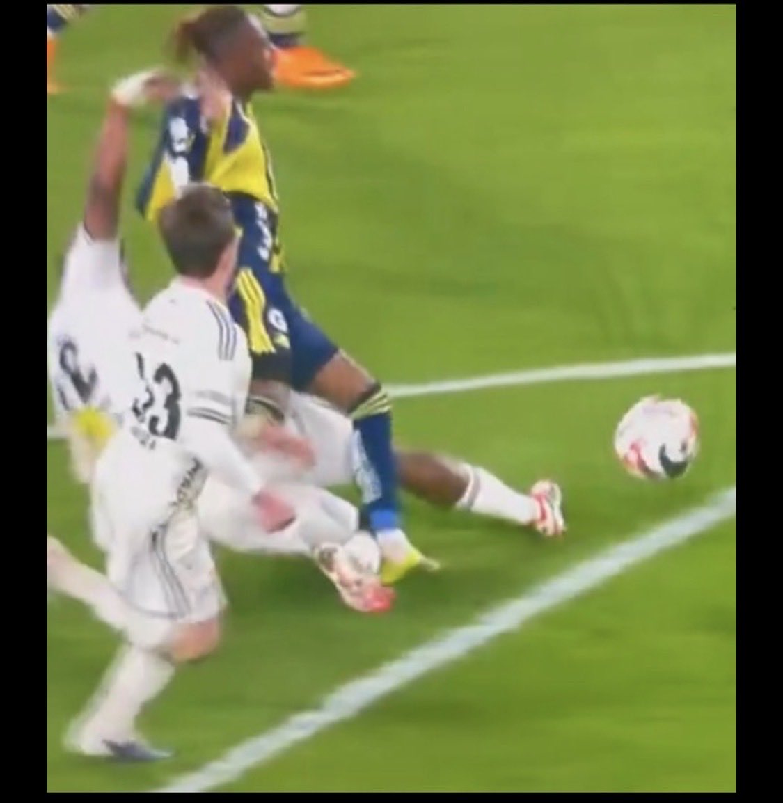 34KAPALI1905 tweet media