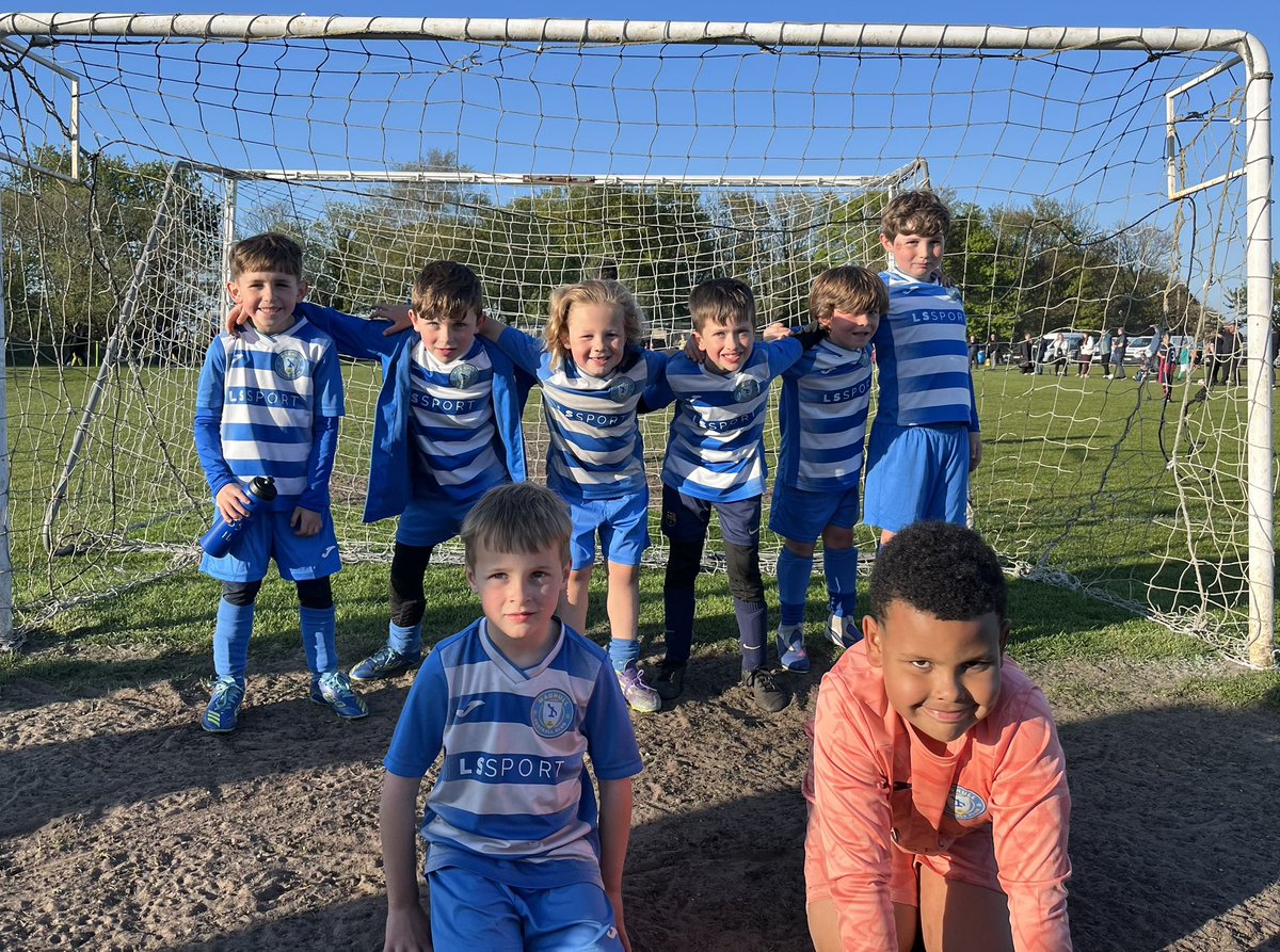 Maghull FC U7 (White) tweet media