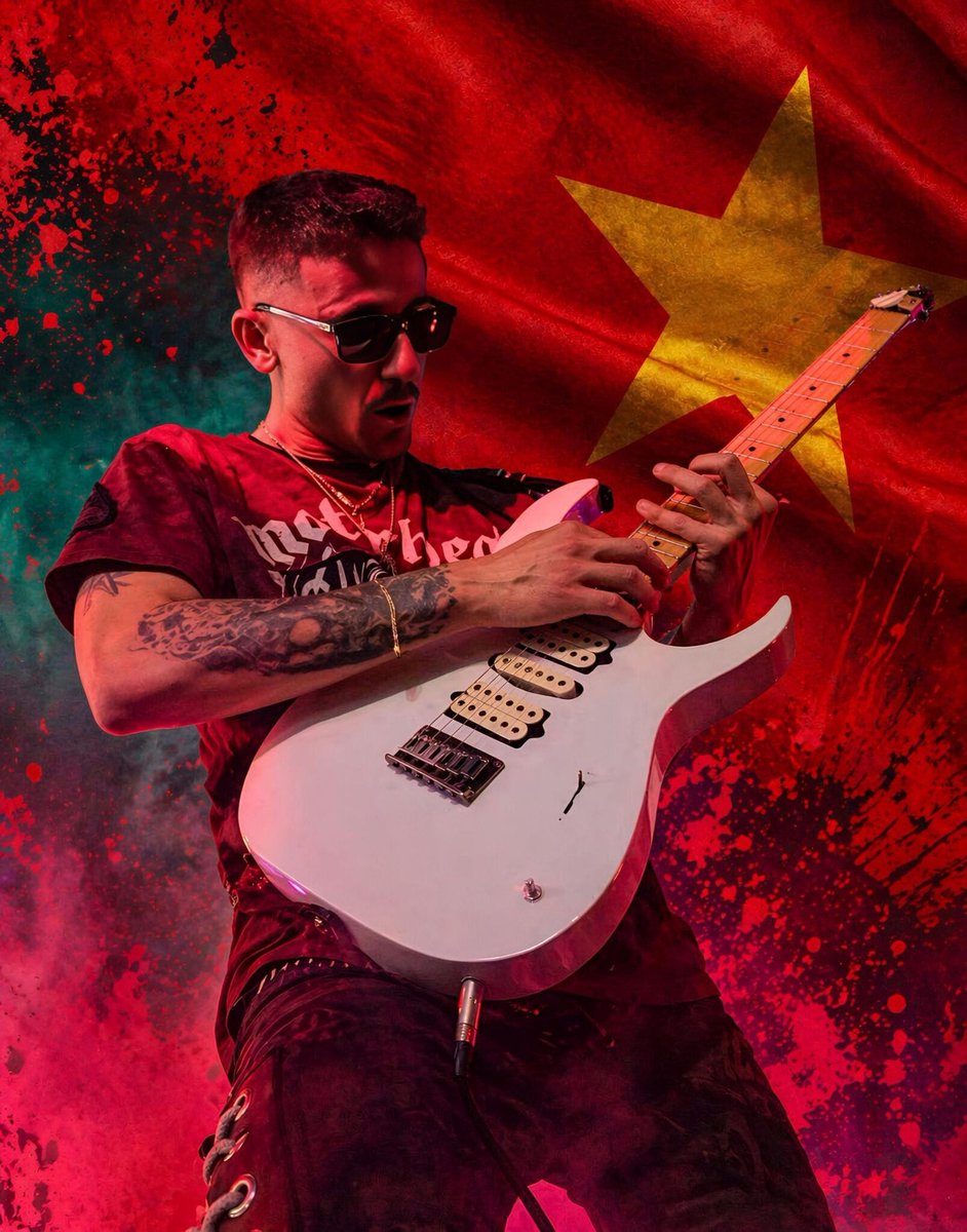 rtsfuertventura's tweet image. 🔥 Davide Lo Surdo llevará su guitarra al gran festival de Hanói
#Cultura #guitarra #internacional #Música
rtsfuerteventura.es/davide-lo-surd…