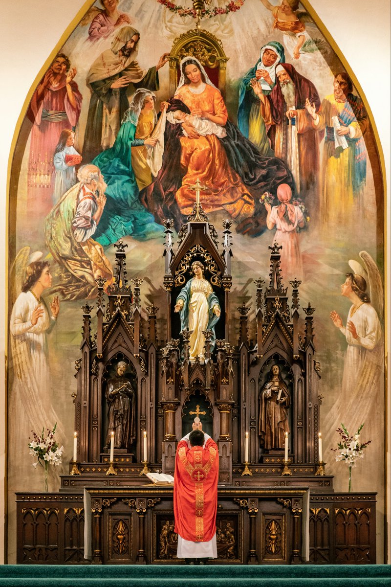Pray The Rosary tweet media