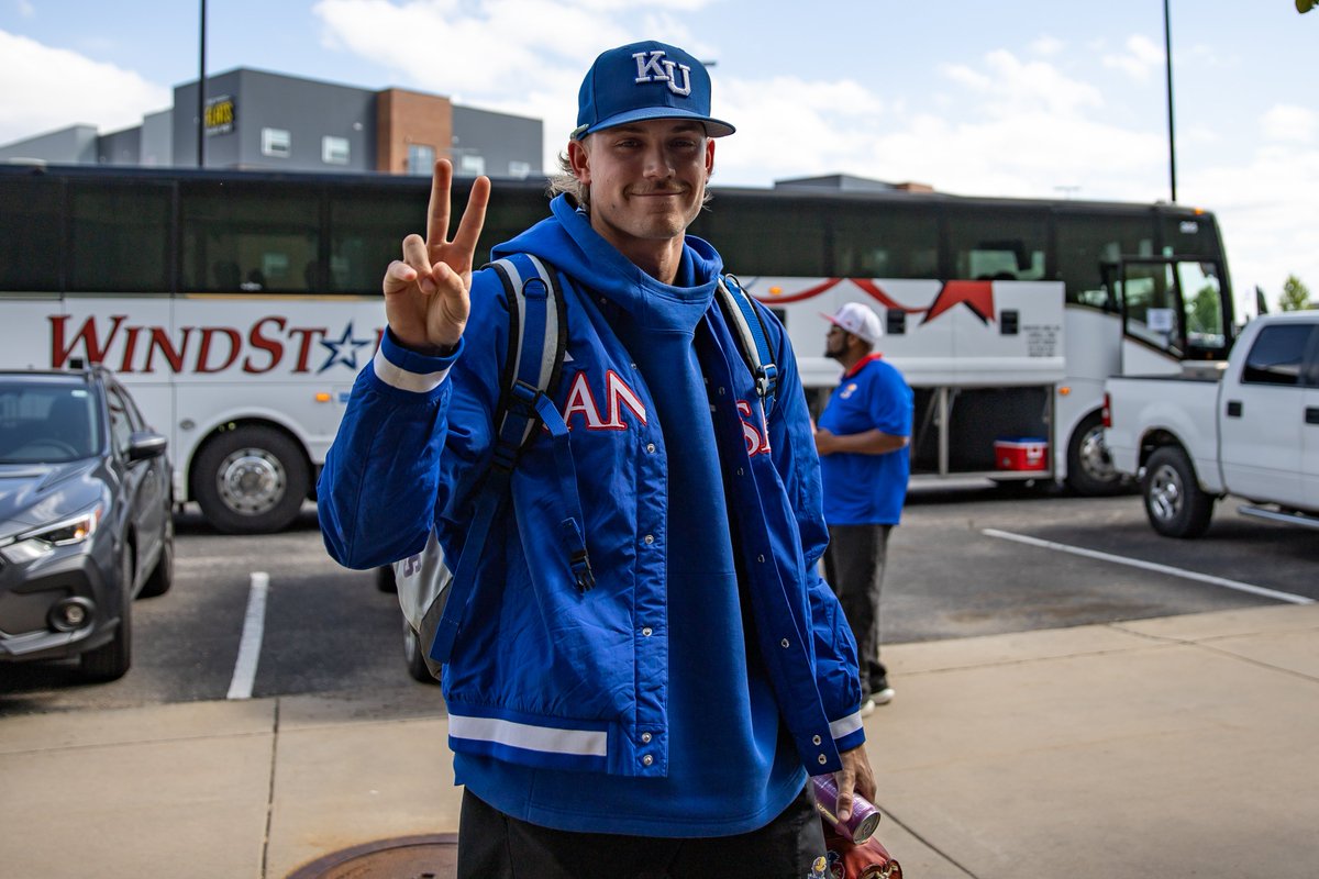 KUBaseball's tweet image. Walked in, locked in 🔒

#RockChalk