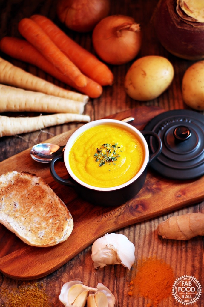 FabFood4All's tweet image. Looking for a tasty way to clean out your fridge? Try my Curried Root Vegetable Soup recipe! fabfood4all.co.uk/curried-root-v…  #NoFoodWaste #Soup #Vegetables #recipes