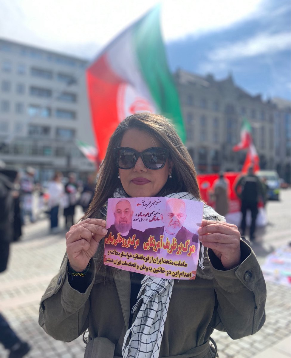 Lilly Foz tweet media