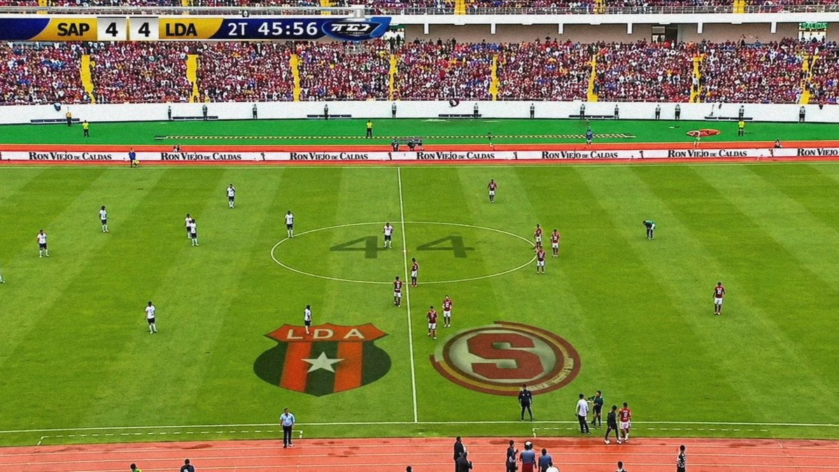 Pasan los años y ningún partido supera a este. Imaginen ser francés y haberse perdido lo que sucedió el 22 de septiembre de 2013 en el Estadio Nacional de Costa Rica: el mejor partido de la historia del fútbol. 

Fútbol cacique. 😮‍💨