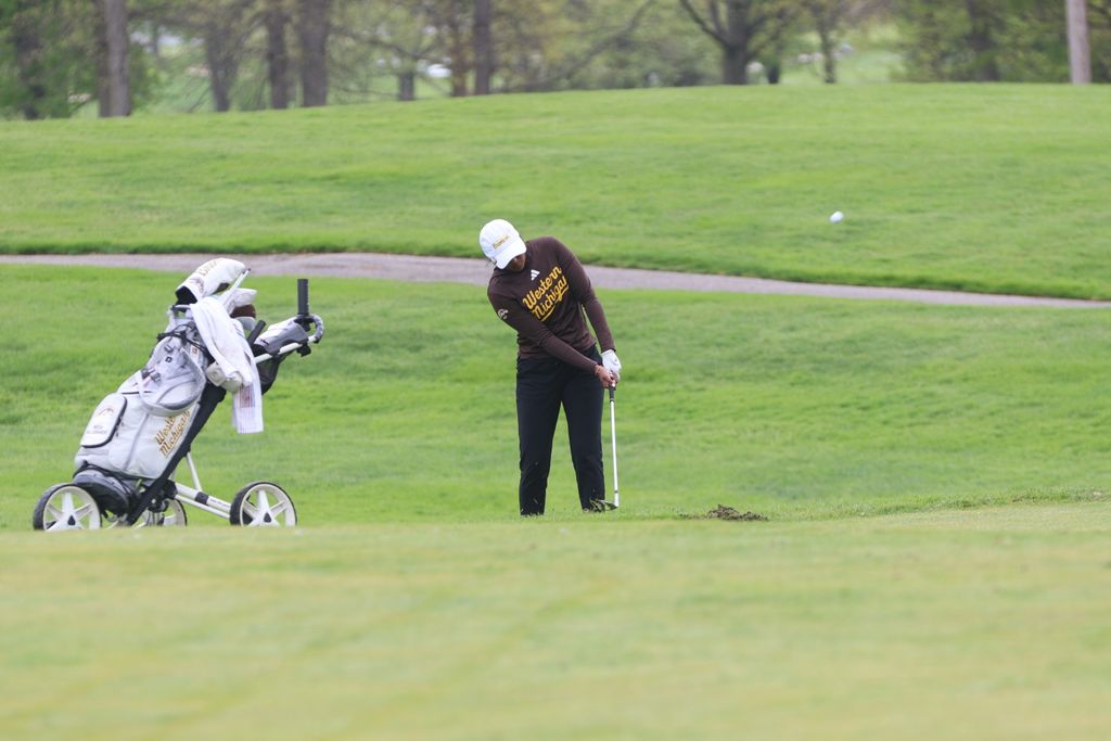WMUGolf tweet media
