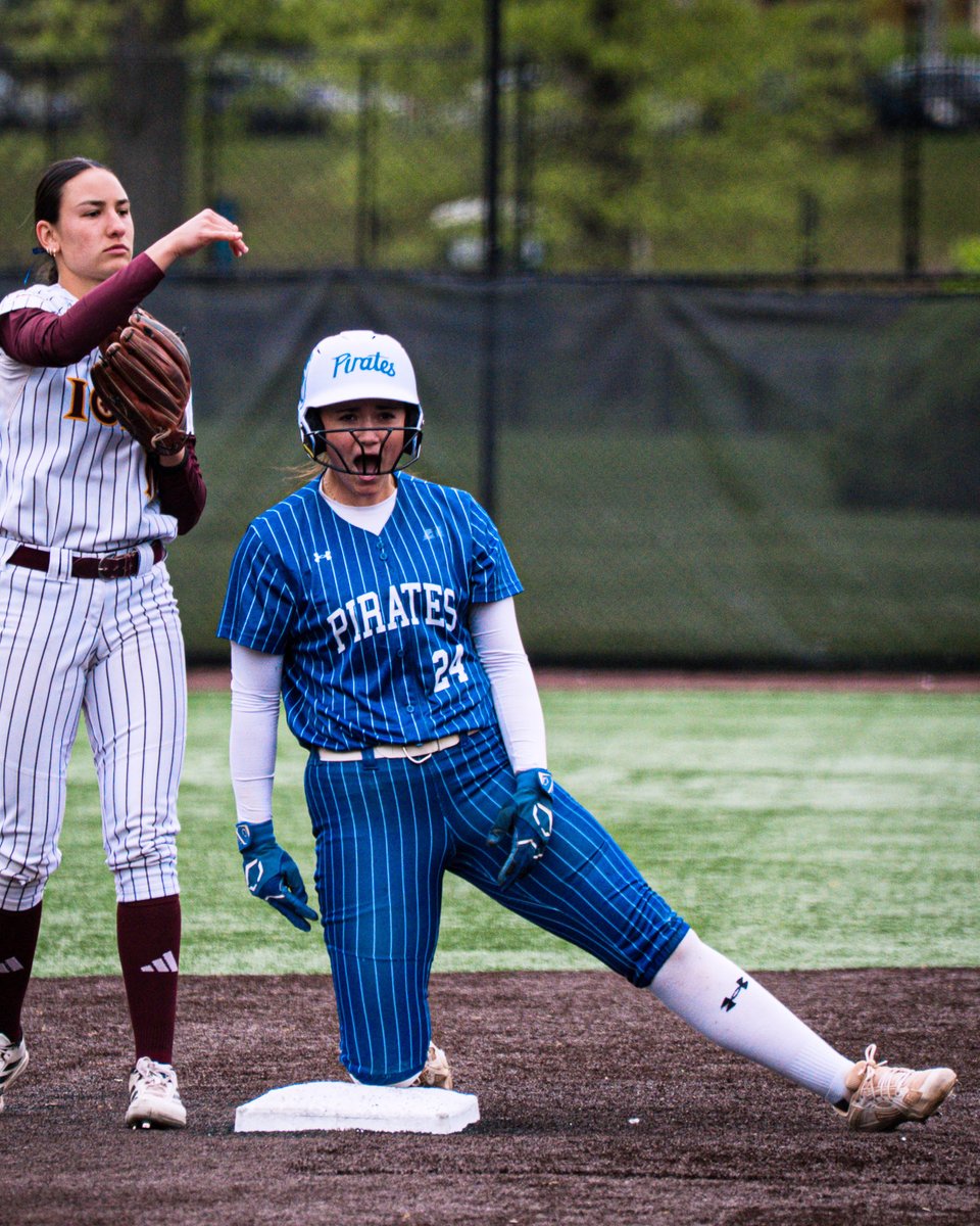 SHUSoftball's tweet photo. Still battling 

#HALLin🔵⚪️ | #HooksUp🪝 https://t.co/3psLEWJyON