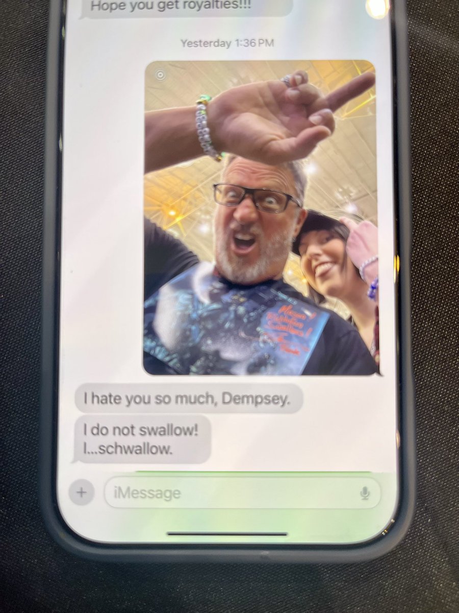 ༓☾ 𝒪𝓅𝒽𝑒𝓁𝒾𝒶 tweet media