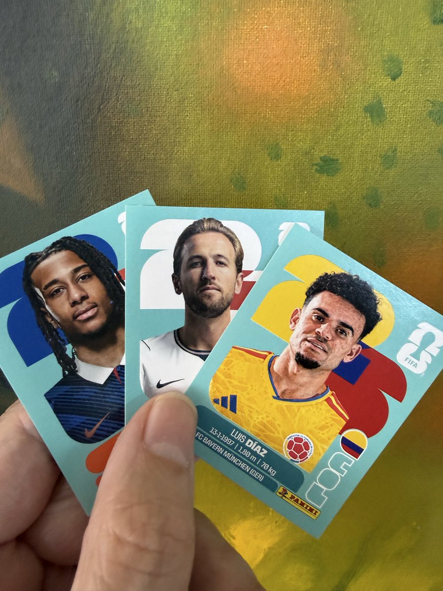 No está mal el sobresito que abrí. 

A estos tres los deberían reunir en algún equipo a ver que pasa.