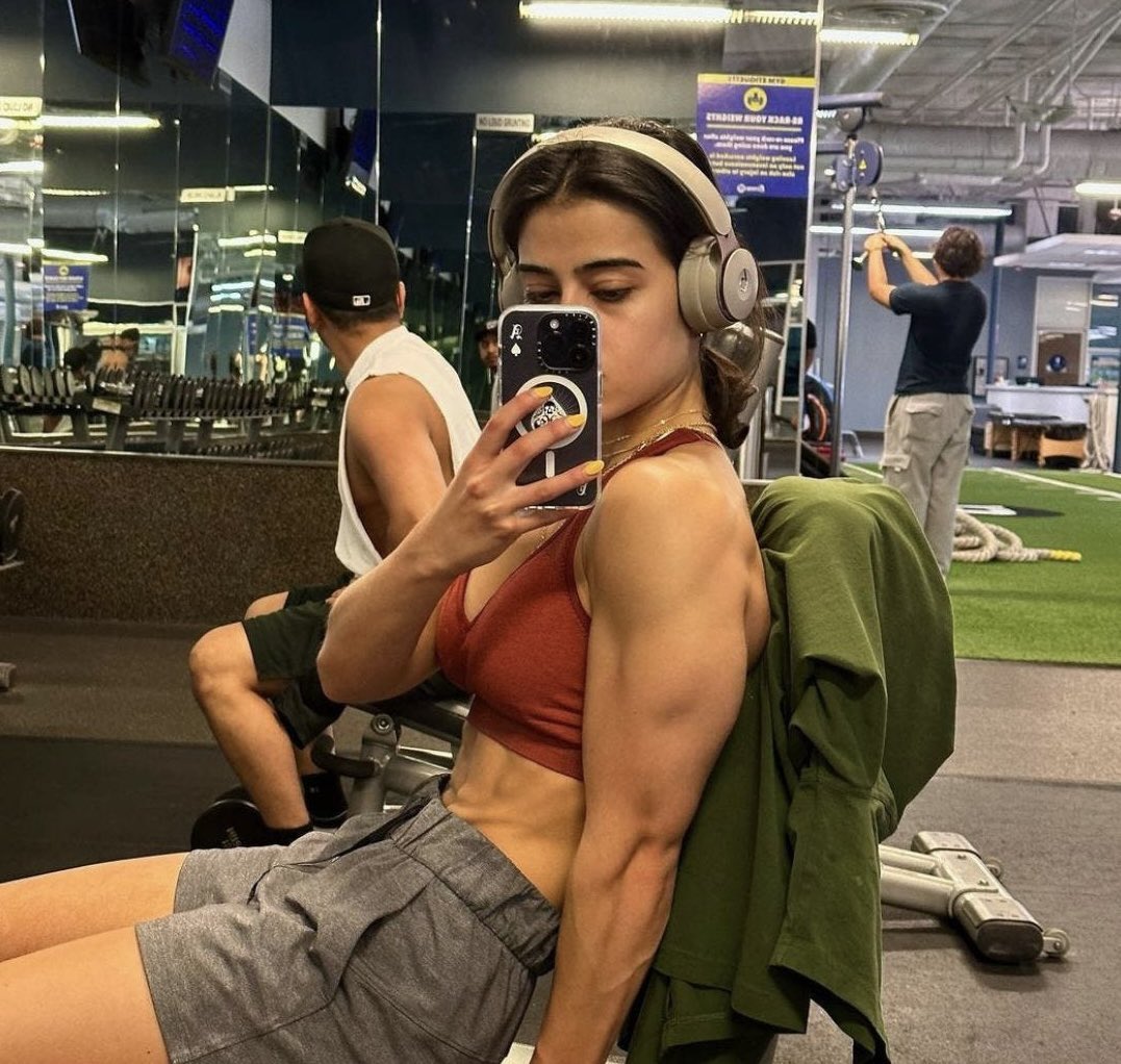 ᴊ0ʜɴɴʏ tweet media