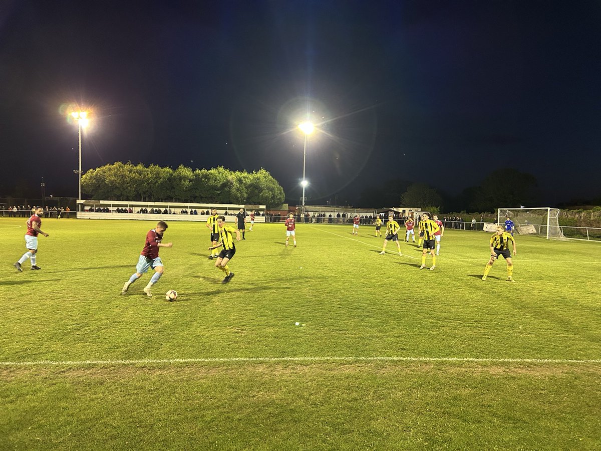 TerraceTrav's tweet photo. Game 143

@WessexLeague Div 1 Play-Off SF

@FollandSportsFC 0–1 @Whitchurchutd (Thorne)

The Jam Boys into the final! An early header on 4 minutes proved decisive in a scrappy game. Follands pushed, but lacked the quality in the final third to find an equaliser. https://t.co/kYLcGfK7z4