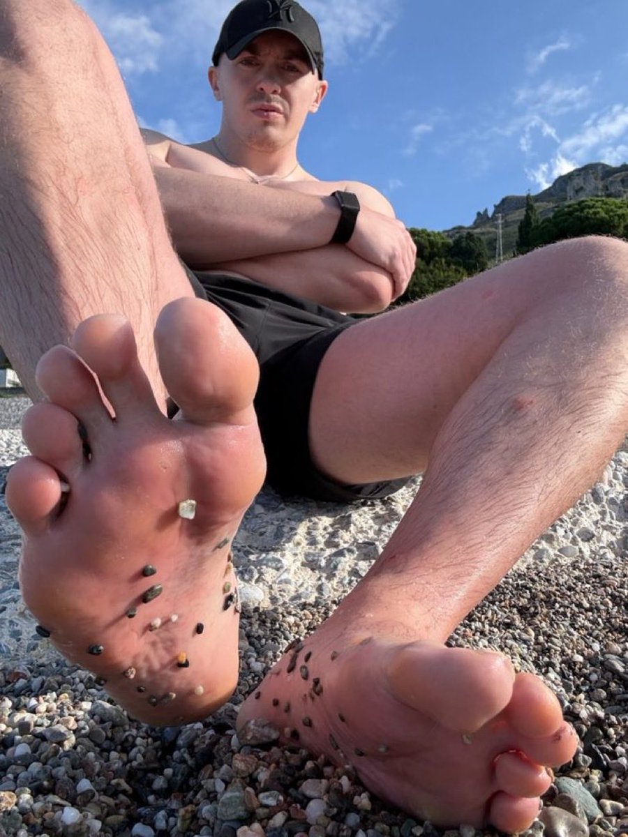 Slave-Boy 10 K tweet media