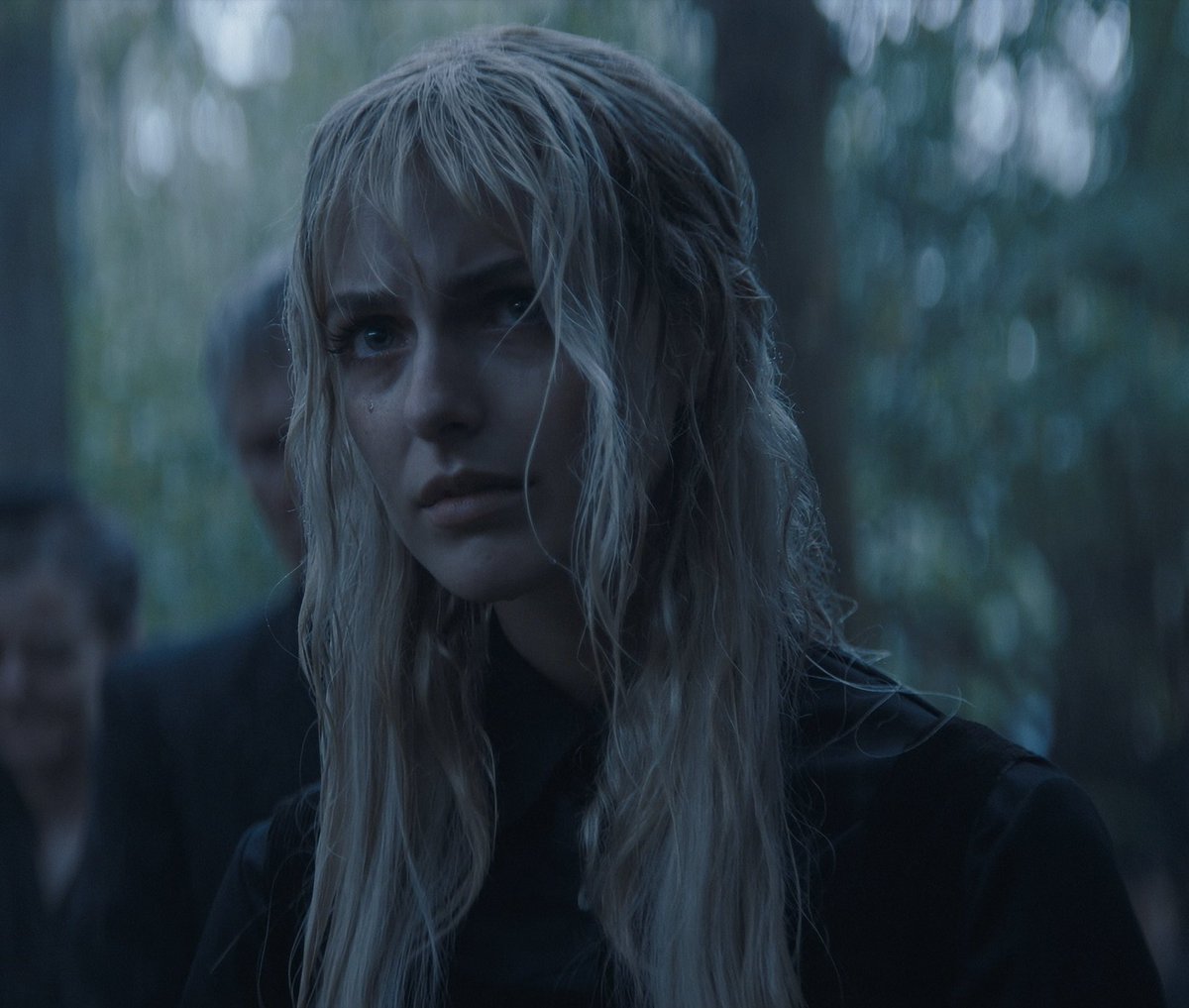 val ୨ৎ tweet media