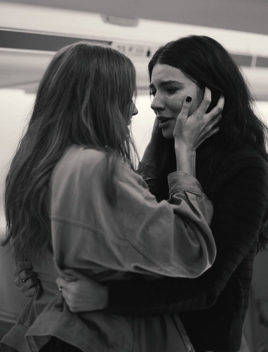 CENTRAL LOQUINHA 🦊🐺 tweet media