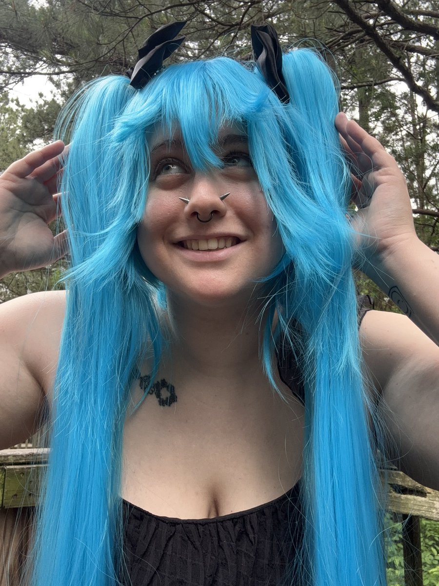 🥀~lexi~🥀🔜 Momocon!!! tweet media