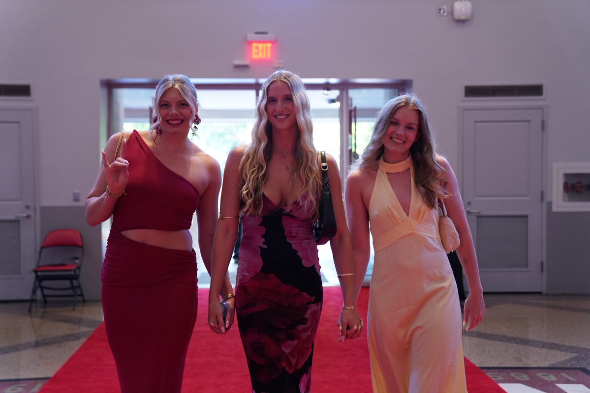 NC State Swimming & Diving tweet media