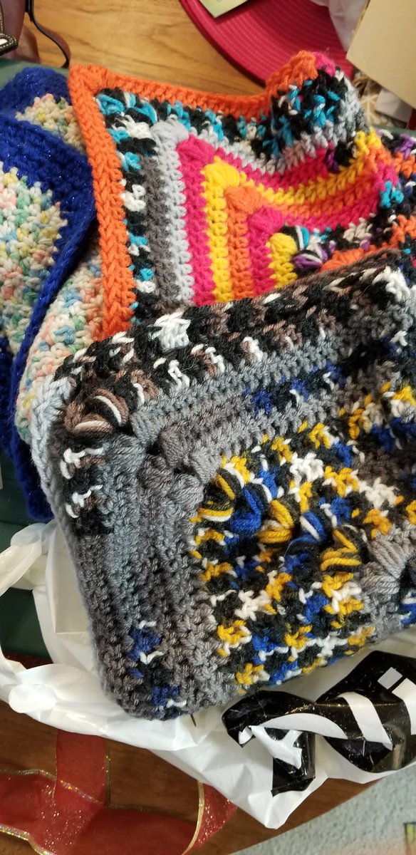 IBRescue's tweet image. Got #crochet, #knitting, or #sewing skills? 🧶 Help us send #tinybutmighty kittens &amp;amp; puppies home wrapped in handmade love! Become a #blanketfairy or #toyfairy—your creations bring comfort &amp;amp; hope. DM to volunteer! #kittenrescue #puppyrescue #CraftingForACause #gratitude