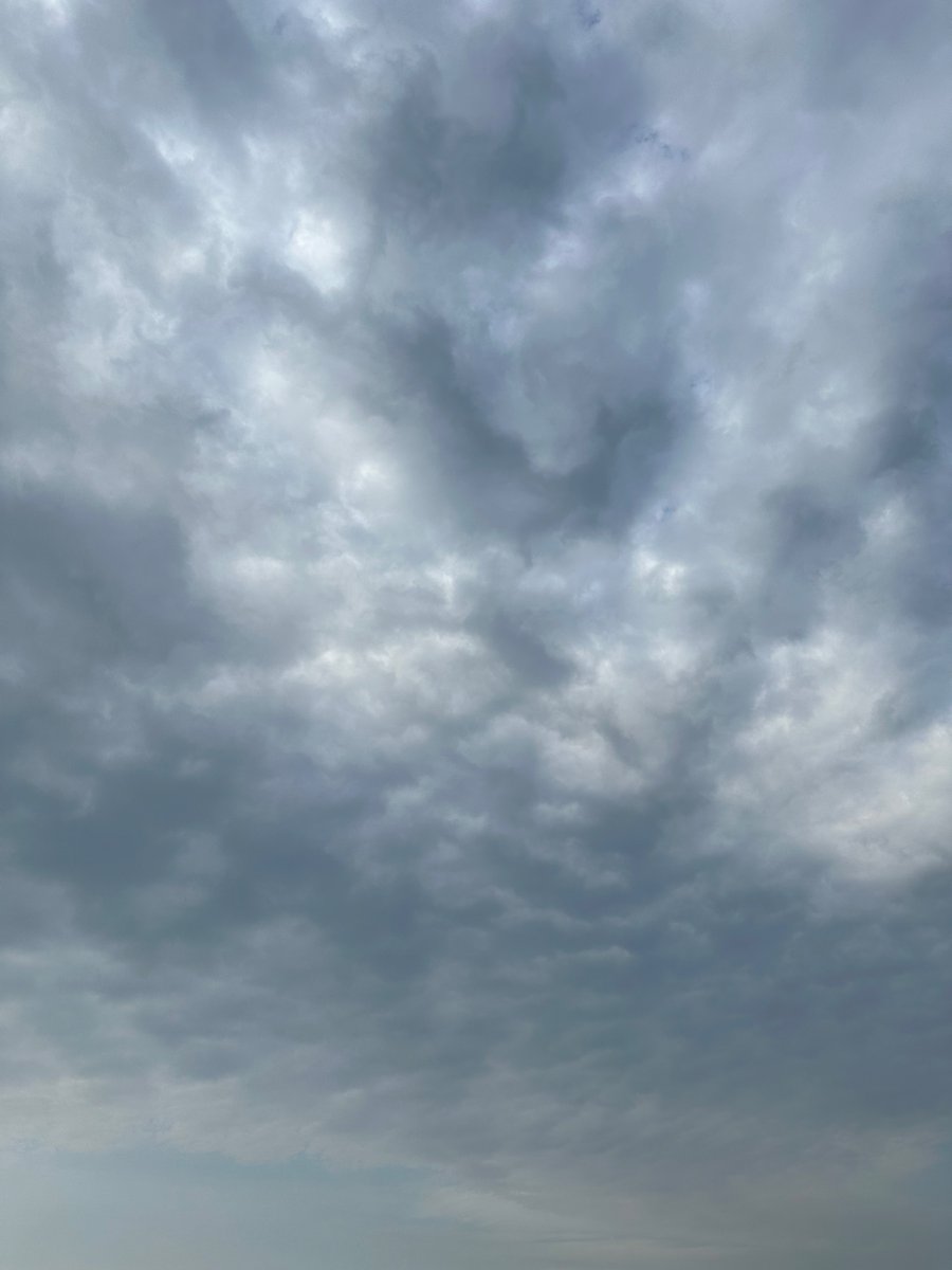おはようございます☁️