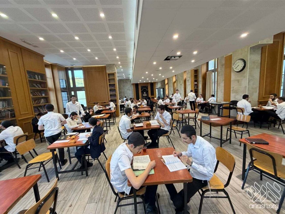 Anash.org News tweet media